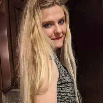 Photo of model @blondie69669