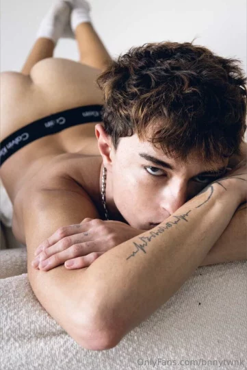 Photo of model @bnnytwnk
