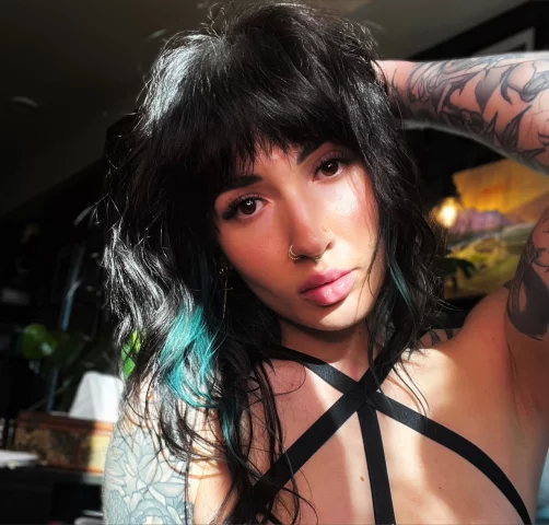 Photo of model @boobtube69