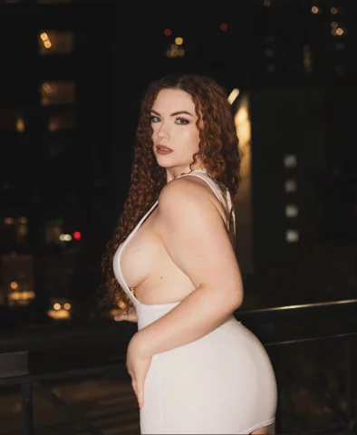 Photo of model @brina.scarlett