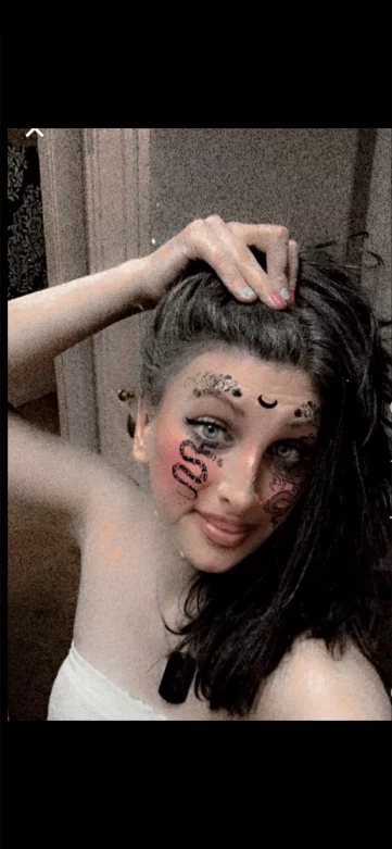 Photo of model @brynnvixen