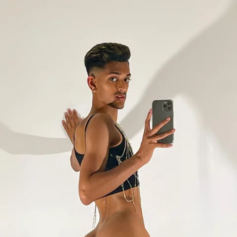 Photo of model @bttmldn