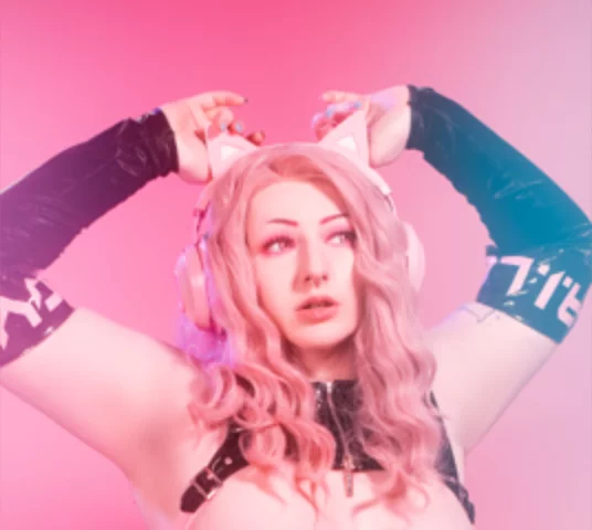 Photo of model @bumblejinx