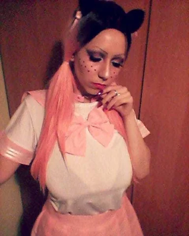 Photo of model @bustybunnybabe