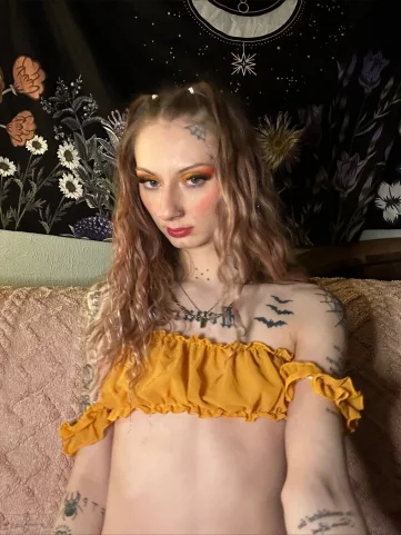 Photo of model @calypsokittyfree