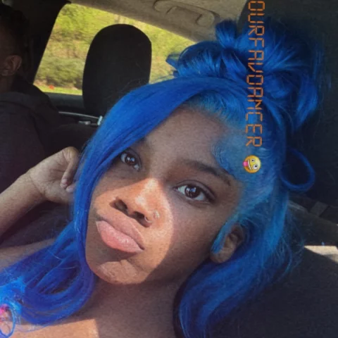 Photo of model @candy_spitonit