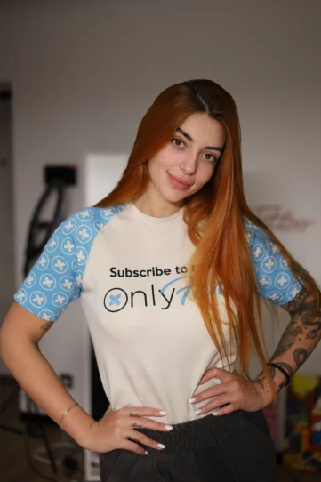 Photo of model @caramel_tv
