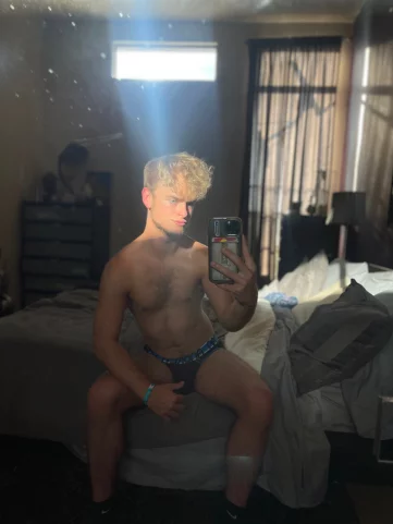 Photo of model @carterboydxxx