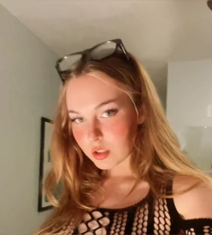 Photo of model @cassieclaire00