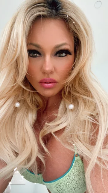 Photo of model @chanelstjames