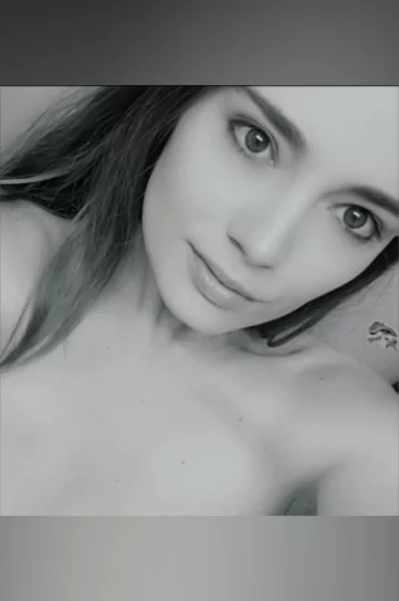 Photo of model @chanyaof