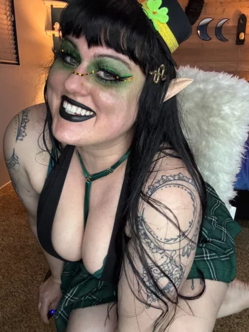 Photo of model @cherry6669
