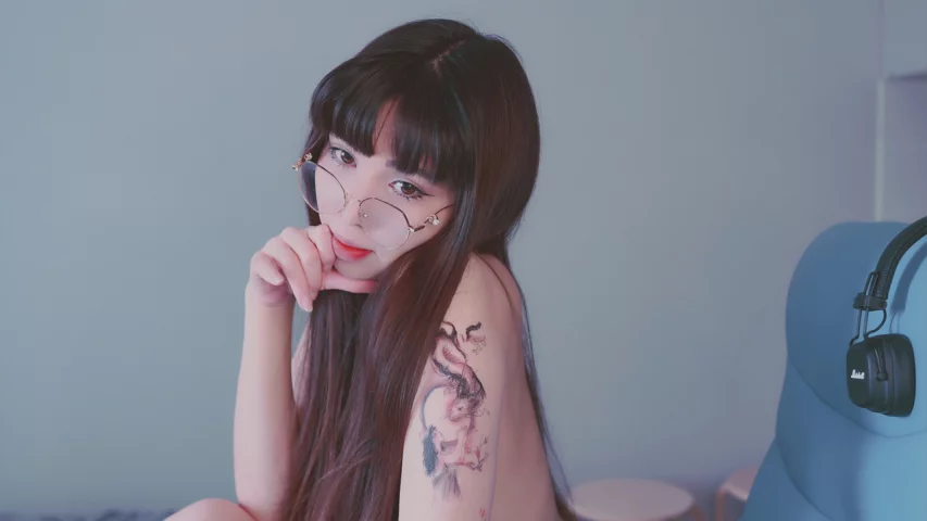 Photo of model @cinemasian