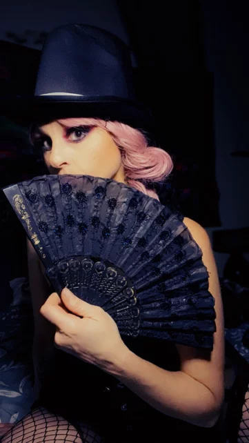 Photo of model @cliclicaress