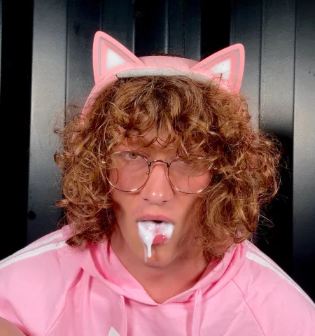 Photo of model @cloecatboy