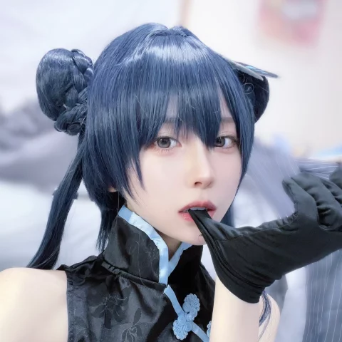 Photo of model @cos_yu_u