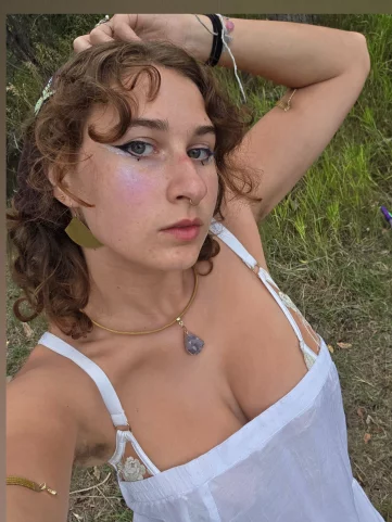 Photo of model @cosmic_kitty_cat