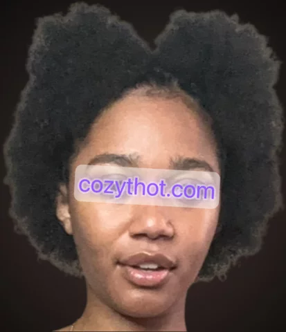 Photo of model @cozythot
