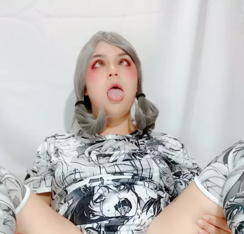 Photo of model @crisschubbylewd