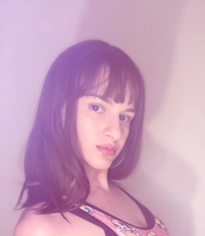 Photo of model @crossdresser_cutie