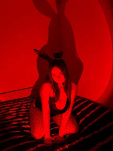 Photo of model @crystalark