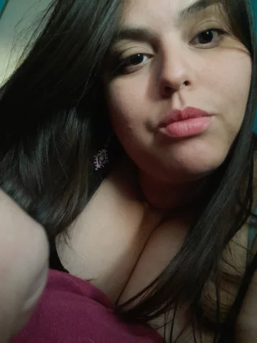 Photo of model @curvydivaxxx