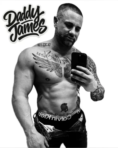 Photo of model @daddy_jame5