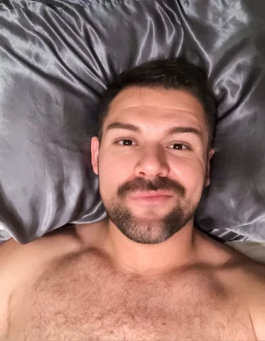 Photo of model @daddybearrito
