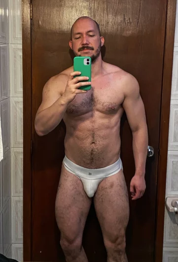 Photo of model @daddycol