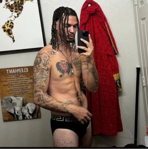 Photo of model @daddycream