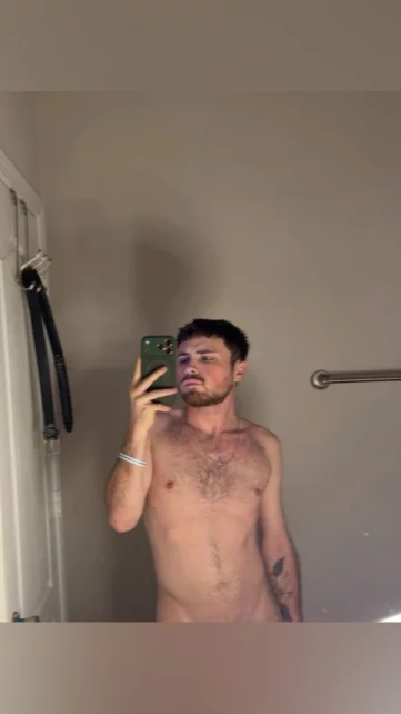 Photo of model @daddydylbil