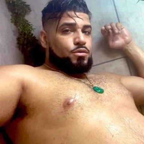 Photo of model @daddyvers