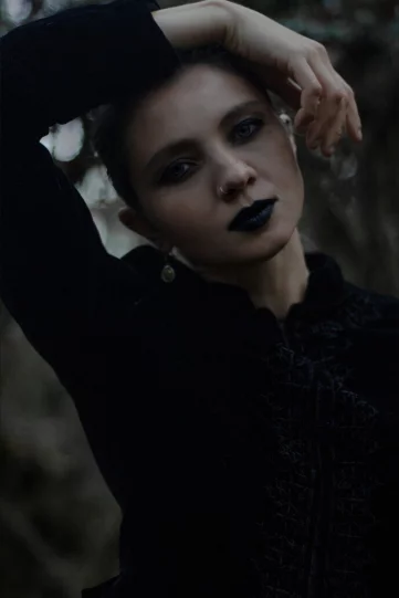 Photo of model @dahliadelaurier