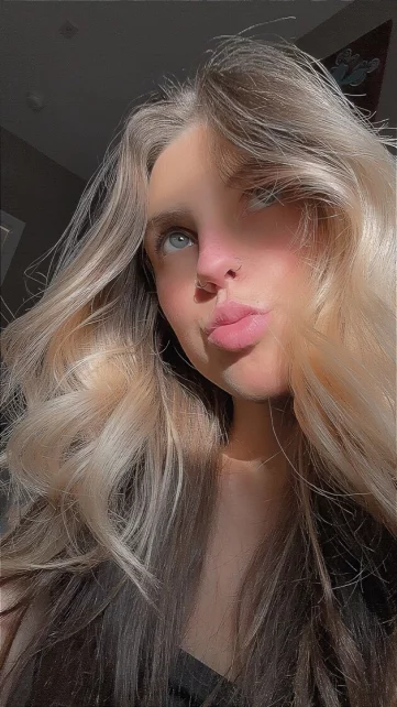 Photo of model @darlin_7