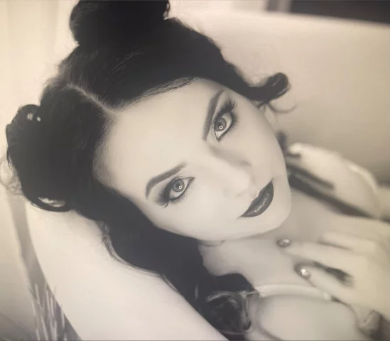 Photo of model @dbzgoth