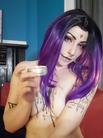 Photo of model @deathreaux