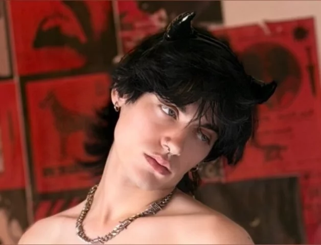 Photo of model @demondogdyl
