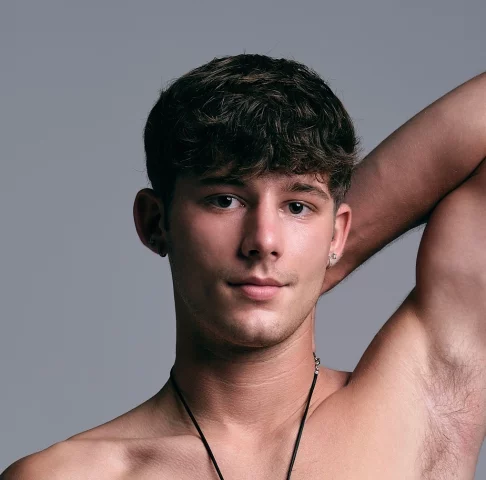 Photo of model @dexdevall