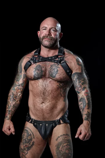 Photo of model @dickiejames4free
