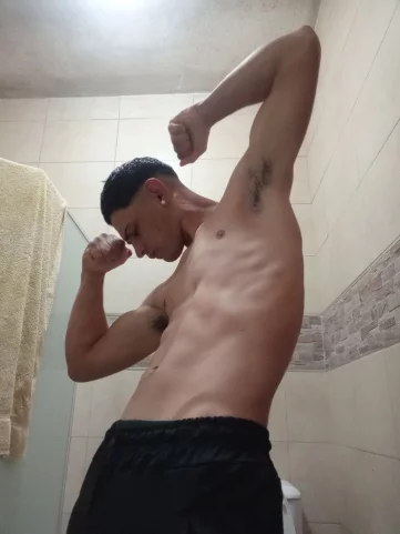 Photo of model @diegoherrera02