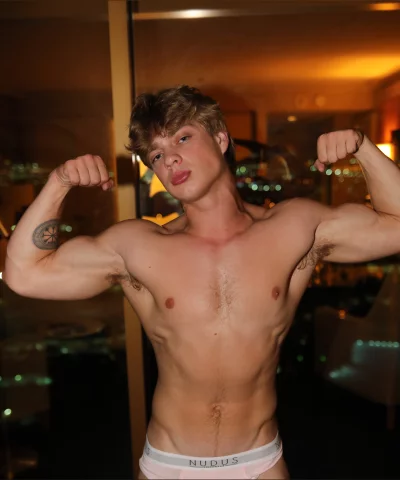 Photo of model @dirtydawz