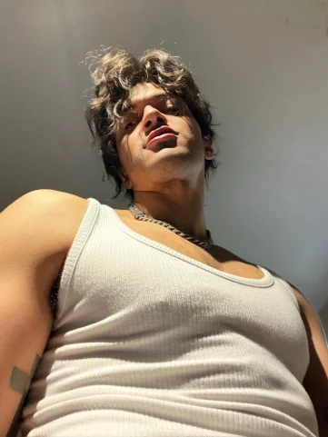Photo of model @domssubs