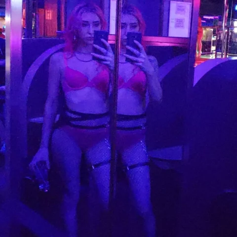 Photo of model @dumbcuntfree