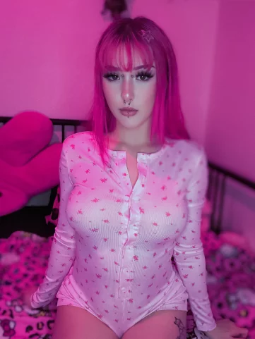 Photo of model @ecstasyxo