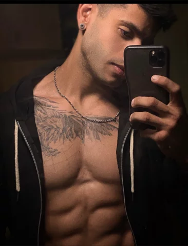 Photo of model @eeerik