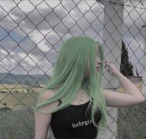 Photo of model @egirl_zoelia