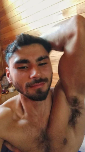 Photo of model @eliaslyonteases