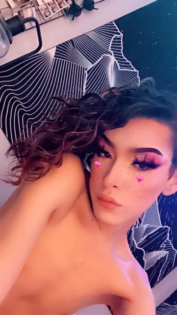 Photo of model @elijahhhhxxx