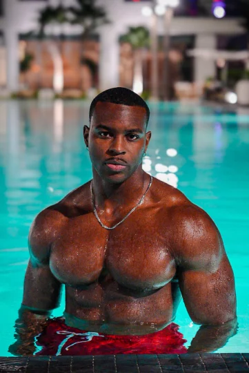 Photo of model @elijasmith