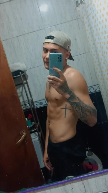 Photo of model @emirdaniel